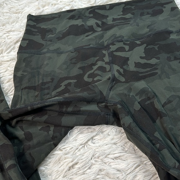 Lululemon Align Pant *Full Length 28" Incognito Camo Multi Gator Green - Picture 2 of 5
